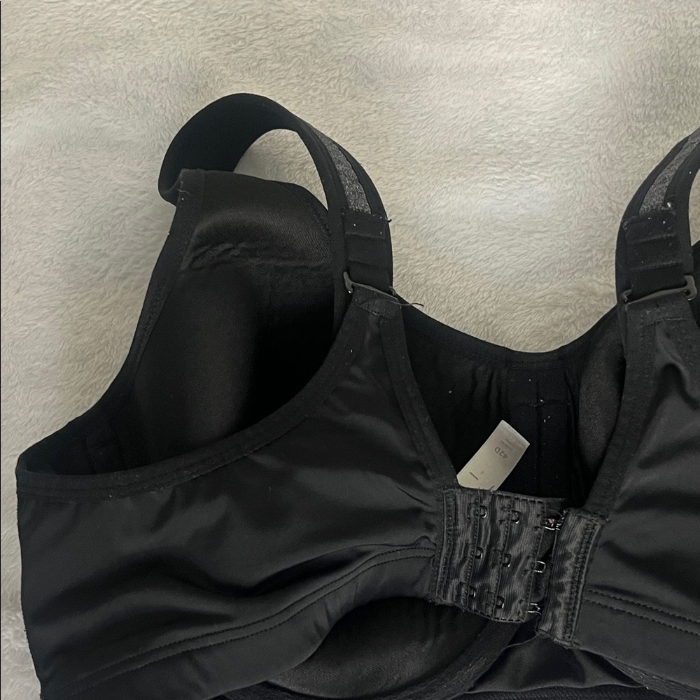 Livi Active Black and Gray Sports Bra - Picture 8 of 9